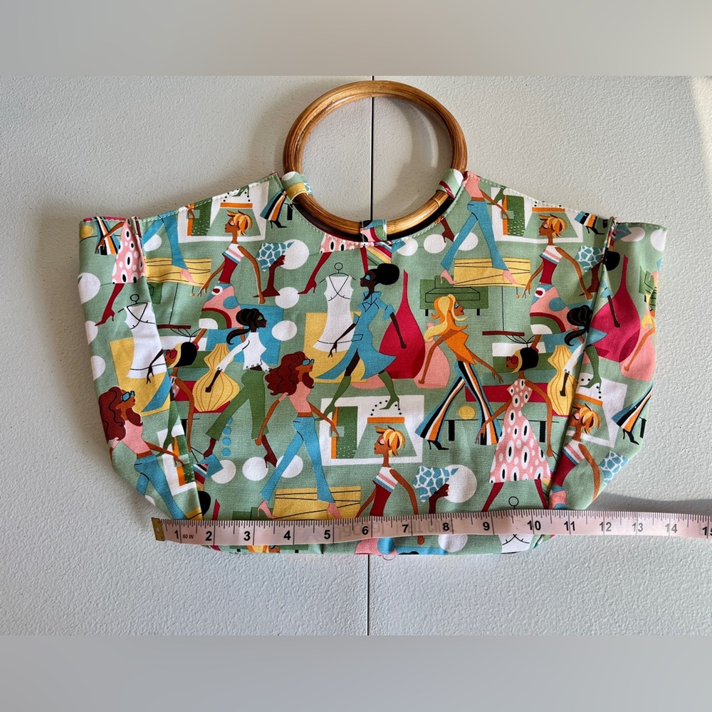 NEIMAN MARCUS Tote Purse Bag Fashion Diva Model Ladies Bamboo Handles MCM Chic - Picture 11 of 13